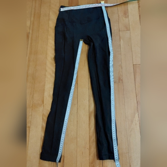 Lululemon Activewear for women - Picture 3 of 3